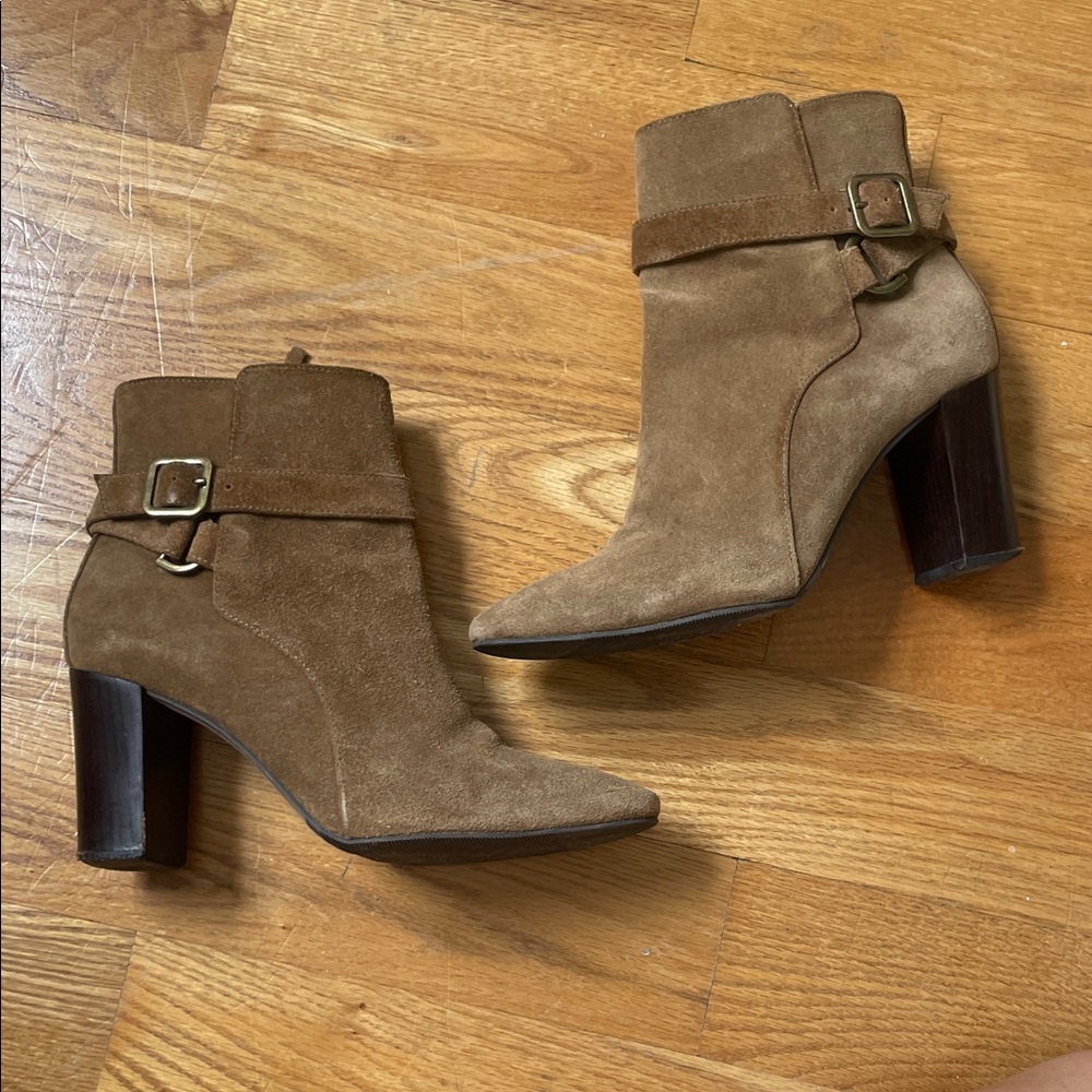 Johnston & Murphy Tan Suede Ankle Booties